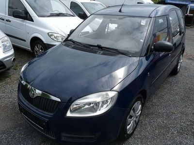 Blau Gebraucht 2009 Skoda Roomster Van / Kleinbus | 3.980 € (Etwas zu teuer)