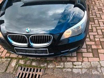 Second-hand BMW 530 Sport Line 240 CP (176 kW) 2008 Negru Break