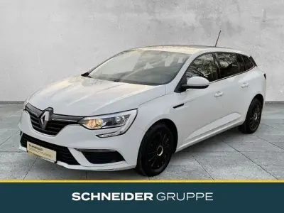 Gebraucht Renault Mégane GrandTour Life 101 PS (74 kW) 2017 Weiß Kombi