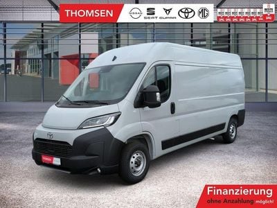 Misty grey Gebraucht 2025 Toyota Proace Van / Kleinbus | 33.750 €