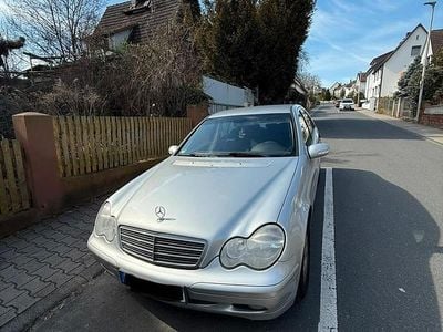 Gebraucht Mercedes C180 143 PS (105 kW) 2003 Silber Limousine
