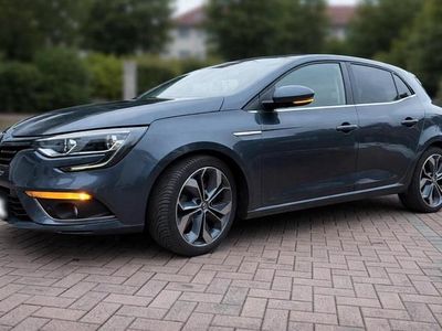 Gebraucht Renault Mégane IV 130 PS (95 kW) 2018 Blau Kleinwagen