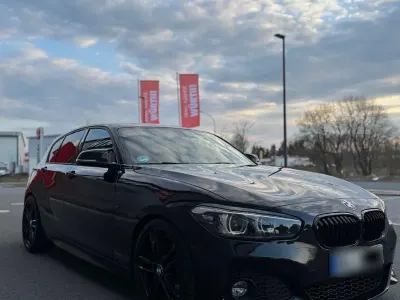 Gebraucht BMW 120 M Sport 184 PS (135 kW) 2018 Schwarz Kleinwagen