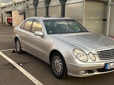 Mercedes E270