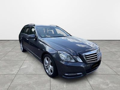 Mercedes E200