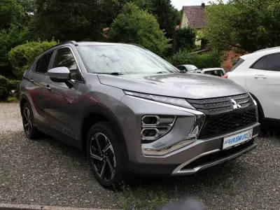 Gebraucht Mitsubishi Eclipse Cross Plus 188 PS (138 kW) 2022 Grau SUV