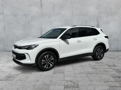 Neu VW Tiguan Life 150 PS (110 kW) 2026 Weiß SUV