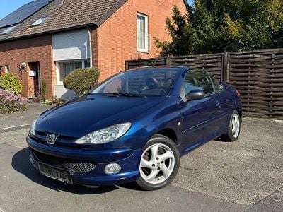 Gebraucht Peugeot 206 CC 109 PS (80 kW) 2005 Blau Cabrio