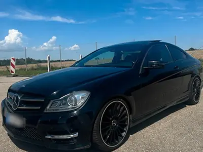 Gebraucht Mercedes C250 204 PS (150 kW) 2011 Schwarz Coupé
