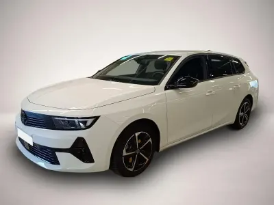 Gebraucht Opel Astra 131 PS (96 kW) 2024 Manufacturer Kleinwagen