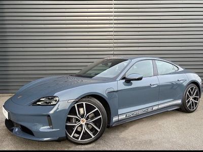 Second-hand Porsche Taycan 300 kW (408 CP) 2025 Albastru Berlinǎ