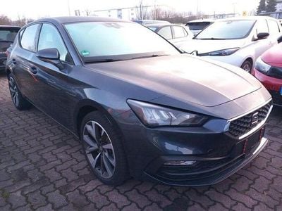 Grau Gebraucht 2024 Seat Leon | 19.853 € (Guter Preis)