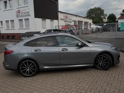 Gebraucht BMW 218 Gran Coupé M Sport 136 PS (100 kW) 2021 Grau Coupé