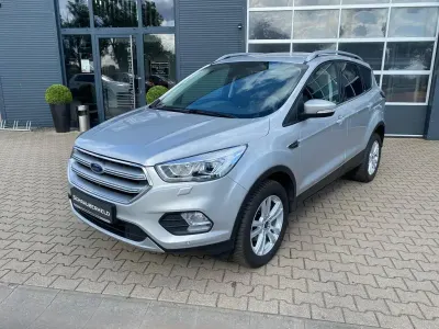 Gebraucht Ford Kuga Cool & Connect 150 PS (110 kW) 2019 Silber SUV