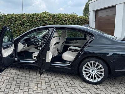 BMW 740L