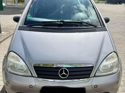 Second-hand Mercedes A160 102 CP (75 kW) 2000 Argintiu Hatchback