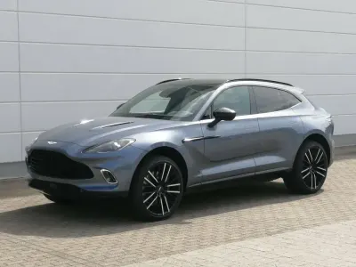 Gebraucht Aston Martin DBX 551 PS (405 kW) 2022 Blau SUV