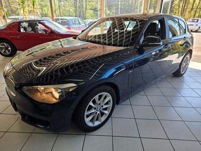 Begagnad BMW 118 Urban Line 170 HK (125 kW) 2012 Blå Halvkombi