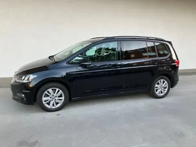 Gebraucht VW Touran 150 PS (110 kW) 2020 Schwarz Van / Kleinbus