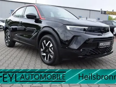 Używany Opel Mokka 100 kW (136 KM) 2023 Czarny SUV