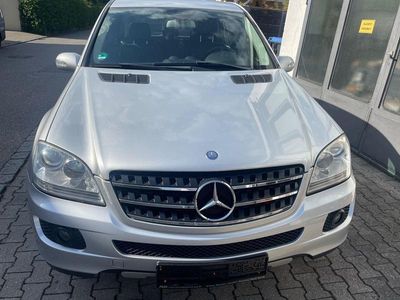 Mercedes ML280