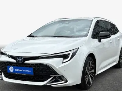 Neu Toyota Corolla 178 PS (130 kW) 2026 Super white Kombi