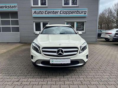 Gebraucht Mercedes GLA200 Urban 156 PS (114 kW) 2016 Calcitweiss  unilack SUV