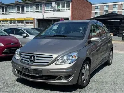 Gebraucht Mercedes B200 136 PS (100 kW) 2006 Grau Van / Kleinbus