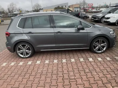 Usata VW Golf Sportsvan Highline 150 CV (110 kW) 2018 Grigio Monovolume