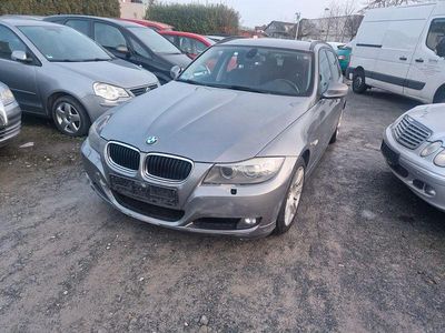 Gebraucht BMW 318 Comfort Edition 143 PS (105 kW) 2012 Grau Kombi