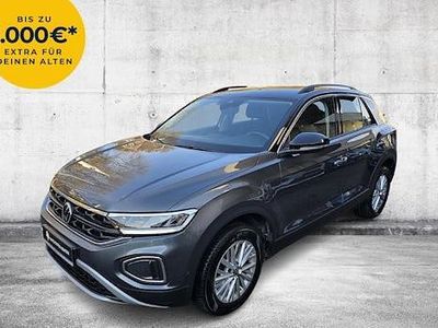 Gebraucht VW T-Roc Life 150 PS (110 kW) 2024 Grau SUV
