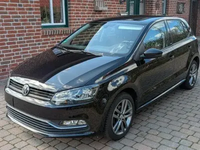 Używany VW Polo Allstar 90 KM (66 kW) 2016 Czarny Sedan/Limuzyna