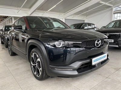 Maroon rouge: 2tone (metallic) Gebraucht 2023 Mazda MX30 Edition SUV | 23.800 € (Guter Preis)