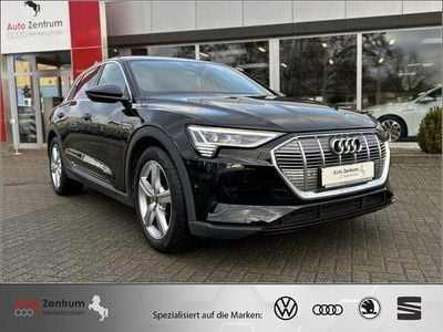 Brilliant black Gebraucht 2023 Audi e-tron Ambiente SUV | 36.970 € (Fairer Preis)