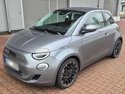 Gebraucht Fiat 500e La Prima 86 kW (118 PS) 2023 Grau Cabrio