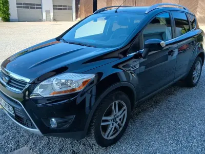 Gebraucht Ford Kuga Trend 140 PS (102 kW) 2010 Schwarz SUV