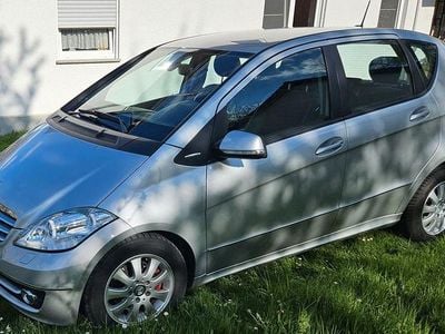 Usata Mercedes A180 Sport Edition 110 CV (80 kW) 2010 Argento Berlina