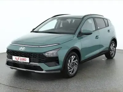 Neu Hyundai Bayon 101 PS (74 kW) 2025 Mangrovegreenmet. SUV
