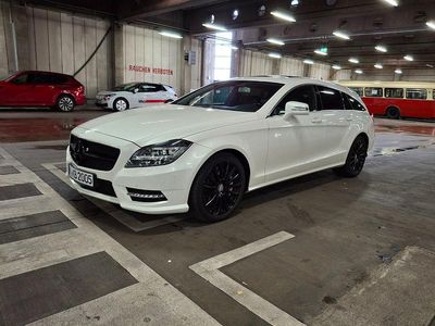 Weiß Gebraucht 2014 Mercedes CLS500 Shooting Brake Kombi | 26.000 €