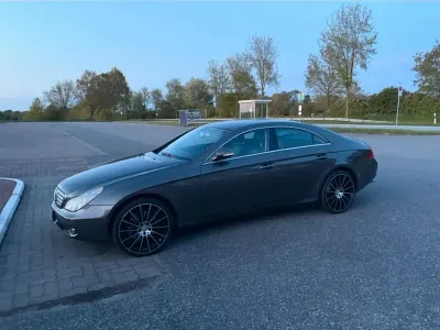 Gebraucht Mercedes CLS350 272 PS (200 kW) 2005 Grau Limousine