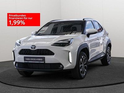 Neu Toyota Yaris Cross 131 PS (96 kW) 2025 Weiß SUV