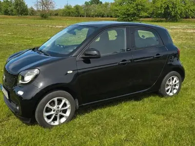 Gebraucht Smart ForFour Passion 90 PS (66 kW) 2016 Schwarz Kleinwagen