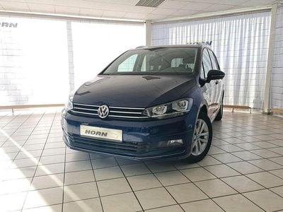 Blau Gebraucht 2017 VW Touran Sound Van / Kleinbus | 17.990 € (Guter Preis)