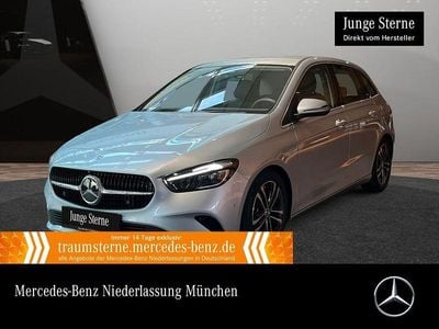 Gebraucht Mercedes B200 Advanced 163 PS (119 kW) 2024 Silber Van / Kleinbus