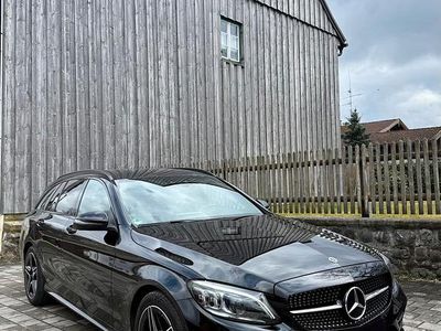 Usata Mercedes C220 AMG line 194 CV (142 kW) 2020 Nero Station wagon