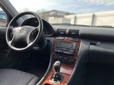 Mercedes C180