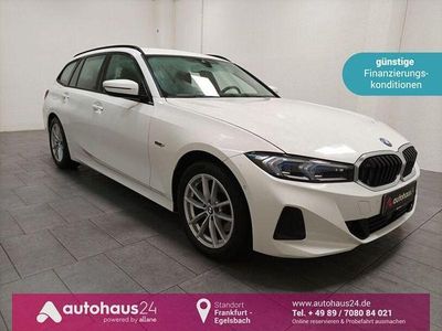 Gebraucht BMW 320e Shadowline 204 PS (150 kW) 2023 Weiß Kombi