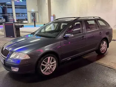 Gebraucht Skoda Octavia Ambiente 105 PS (77 kW) 2005 Kombi
