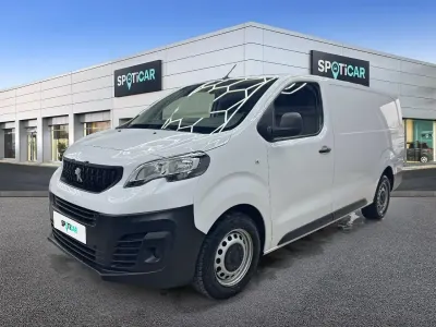 Gebraucht Peugeot Expert 144 PS (105 kW) 2024 Weiß Van