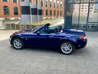 Gebraucht Mazda MX5 Center-Line 126 PS (92 kW) 2013 Tiamatblau Cabrio